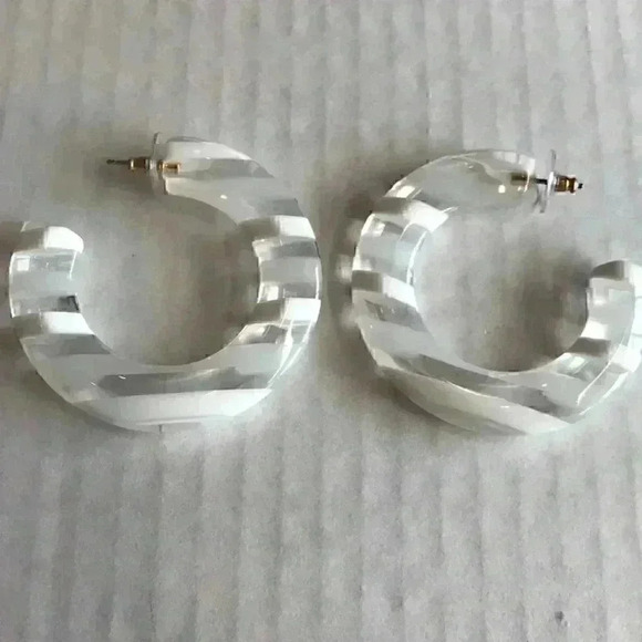 J Crew new Large Beveled Hoops in White To… - Picture 7 of 8